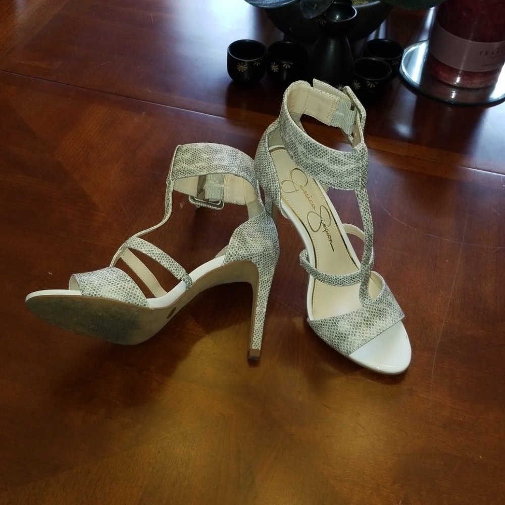 Jessica Simpson High Heels